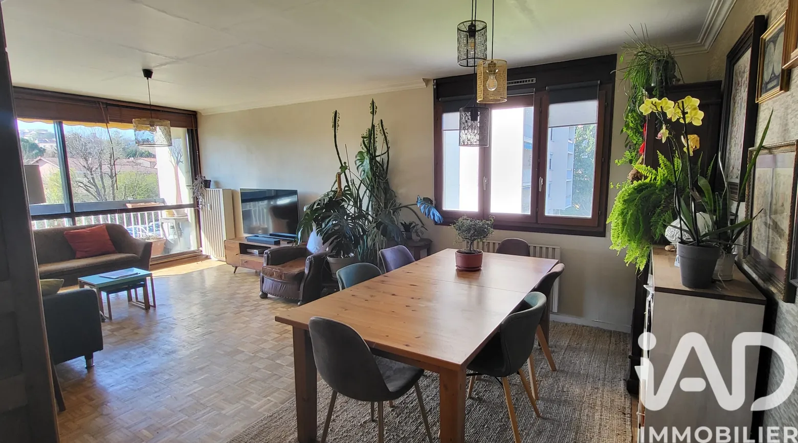 Vente appartement à Saint-Genis-Laval (69230) : appartement 5 pièces 85 m² - 1979572 — 2