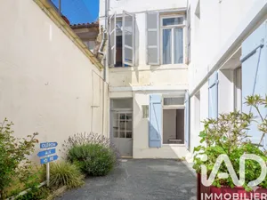 Apartment in Rochefort (17300)