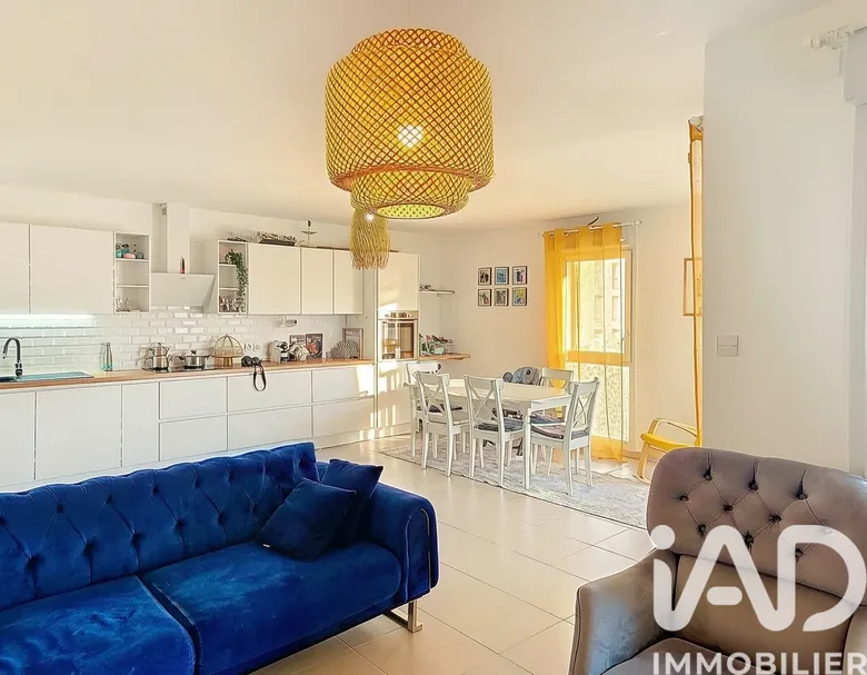 Appartement 3 pièces 73 m² · à Ségny · 73 m² · 433 000 €