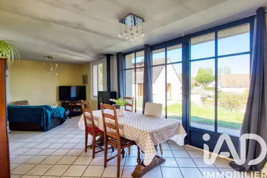 Maison traditionnelle à Vigny (95450)