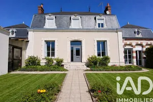 Architectural house in Châteaudun (28200)