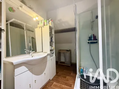Immeuble à Le Châtelet-en-Brie (77820)