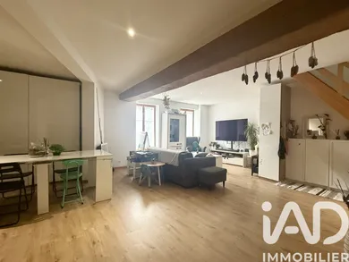 Immeuble à Le Châtelet-en-Brie (77820)