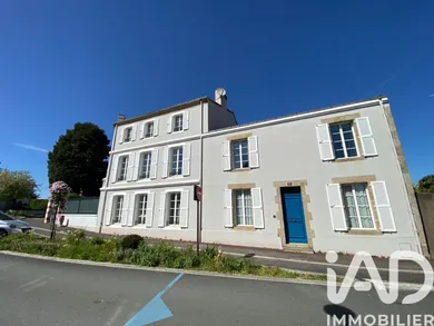 Townhouse in Les Herbiers (85500)