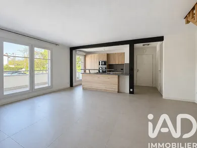 Duplex in Longjumeau (91160)