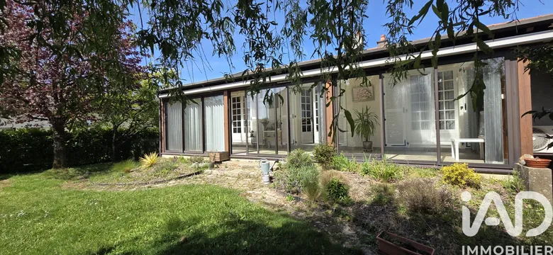 Maison 5 pièces 122 m² · à Nuaillé · 122 m² · 213 000 €