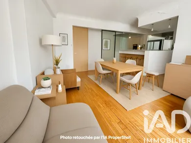 Apartment in Paris (75018)