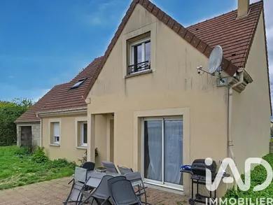 House in Jouy-le-Châtel (77970)