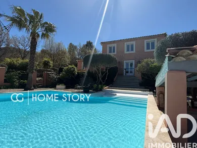 House in Signes (83870)