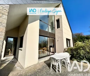 Architectural house in Plouër-sur-Rance (22490)