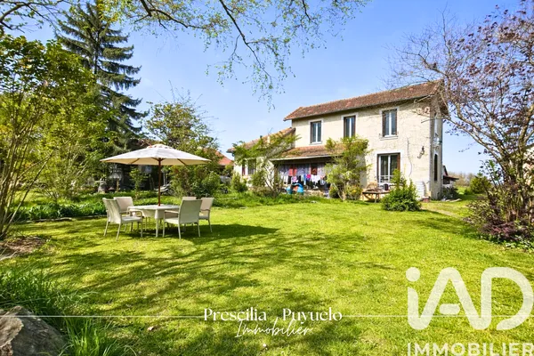 Vente maison à Vic — 8