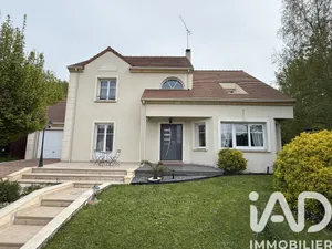 Maison traditionnelle à Crécy-la-Chapelle (77580)