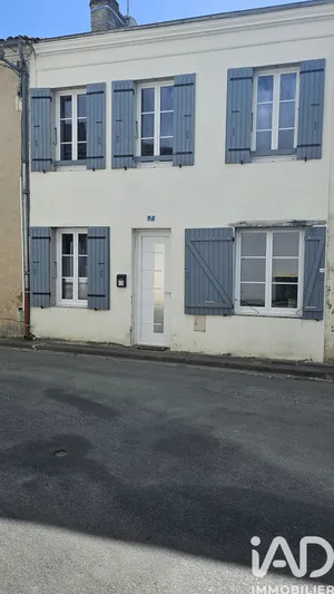 Maison de village à Corme-Royal (17600)