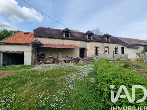Ferme à Laroche-Saint-Cydroine (89400)