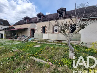 Ferme à Laroche-Saint-Cydroine (89400)