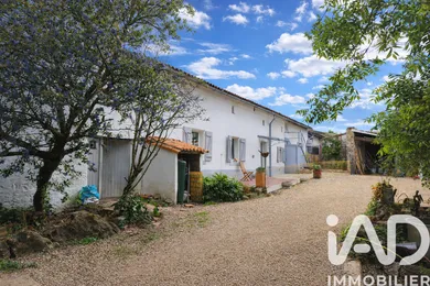 Longere in Beaussais-vitré (79370)