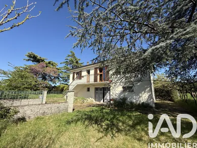 Maison à Saint-Aubin-de-Lanquais (24560)