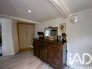 Townhouse in Beaumont-le-Roger (27170)