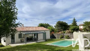 House in Pernes-les-Fontaines (84210)