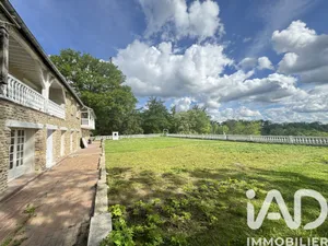 Domaine à Gambais (78950)