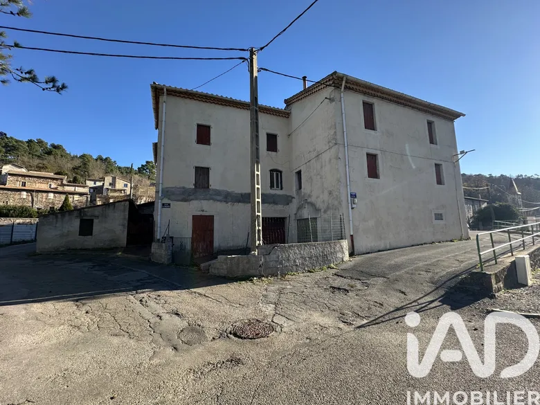 Immeuble 468 m² · à La Grand-Combe · 468 m² · 199 000 €