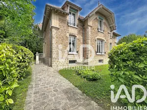 Demeure à Tournan-en-Brie (77220)