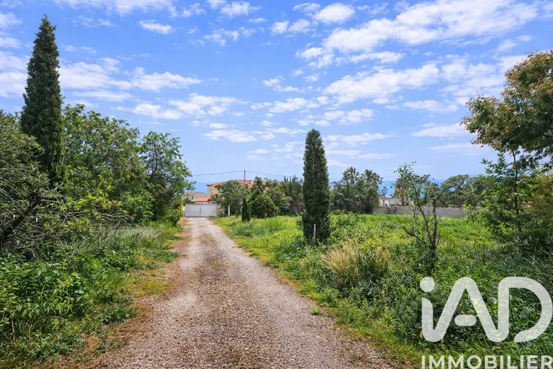 Terrain à bâtir à Pia (66380) · 140 000 €