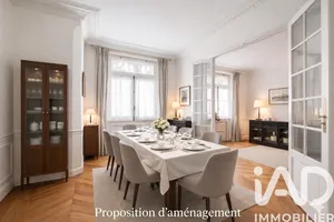 Apartment in Paris (75015)