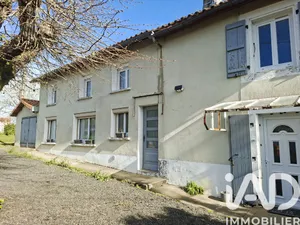 Maison de village à Les Pins (16260)