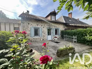 Maison de village à Saint-Genest-sur-Roselle (87260)