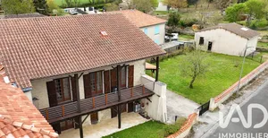 Maison à Agris (16110)