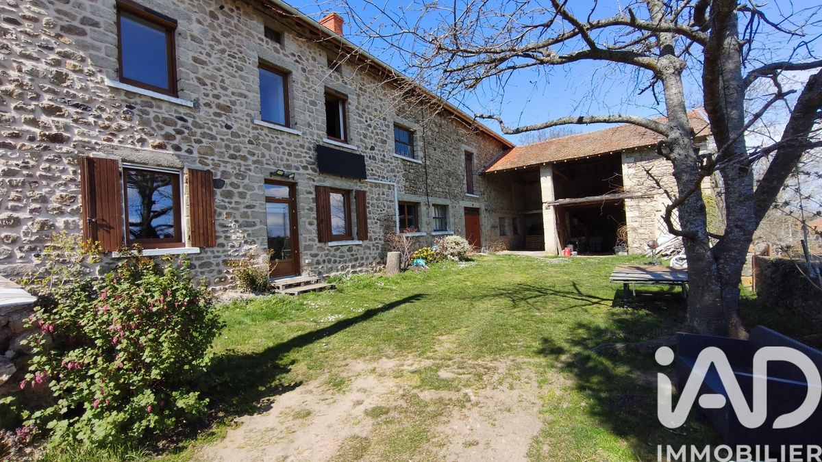 maison à Roche