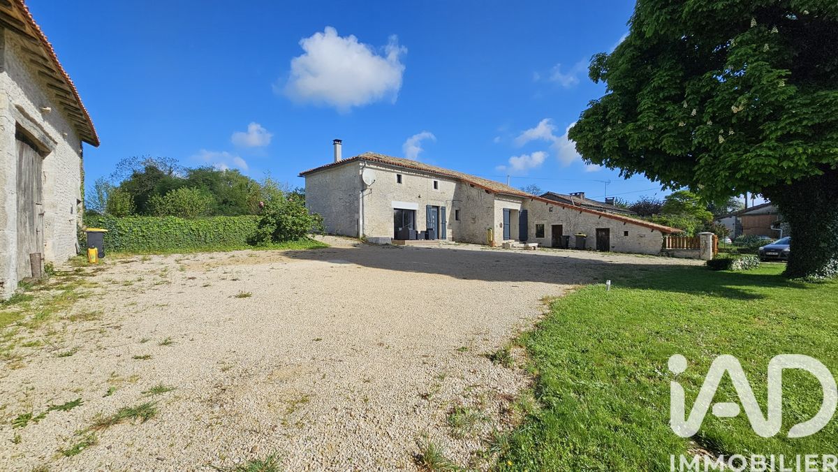 maison à Civray