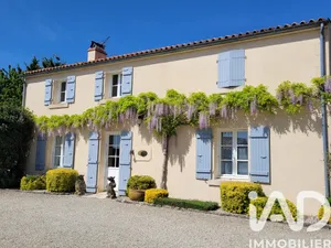 Maison à Rives-d'Autise (85240)