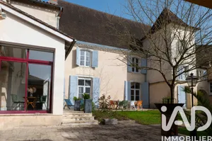 Mansion in Montguyon (17270)