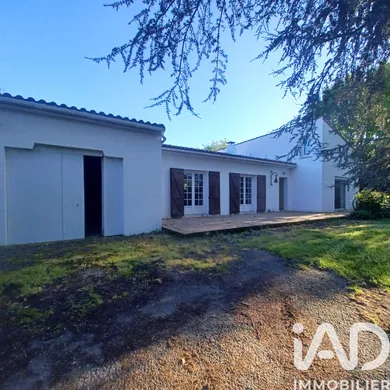 House in Mirambeau (17150)