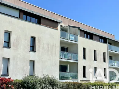 Apartment in Vannes (56000)