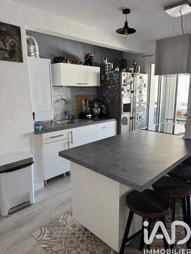 Apartment in Bègles (33130)