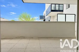 Apartment in Villenave-d'Ornon (33140)