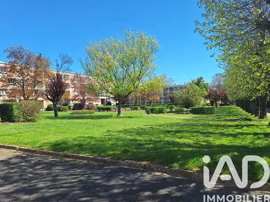 Appartement à Vert-le-Petit (91710)