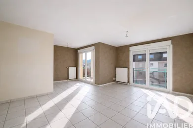 Apartment in Saint-Avold (57500)