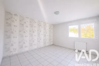 Apartment in Saint-Avold (57500)