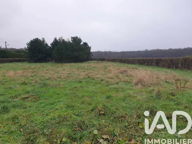 Building plot in Beaumont-le-Roger (27170)