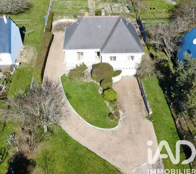 Traditional house in Chinon (37500)