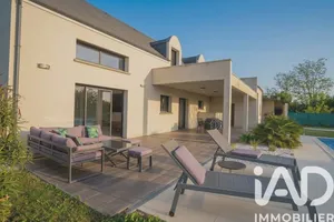 Traditional house in Luynes (37230)