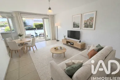 Apartment in Mandelieu-la-Napoule (06210)
