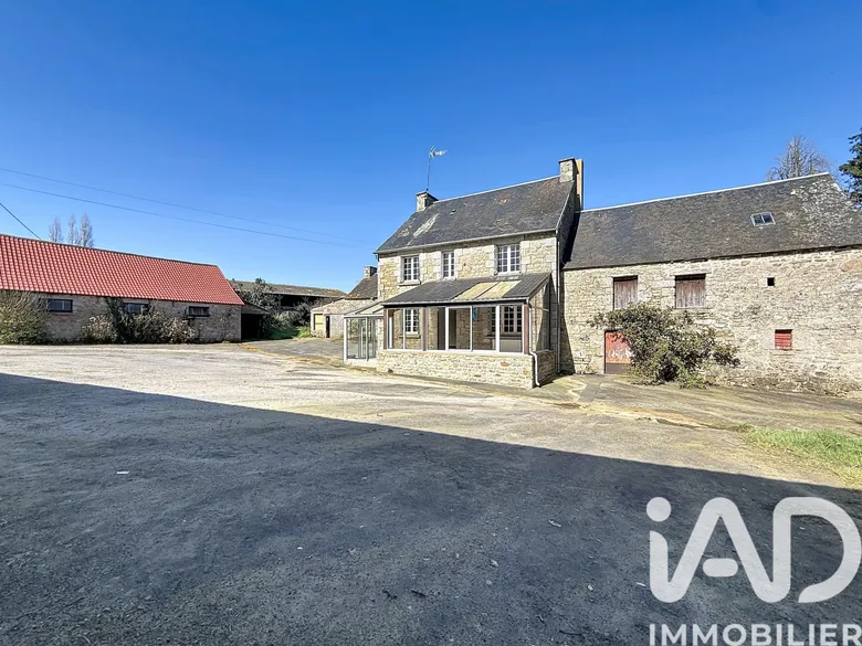 Maison 4 pièces 130 m² · à Ploeuc-l'Hermitage · 130 m² · 199 000 €