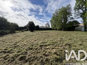 Building plot in Tonnay-Charente (17430)