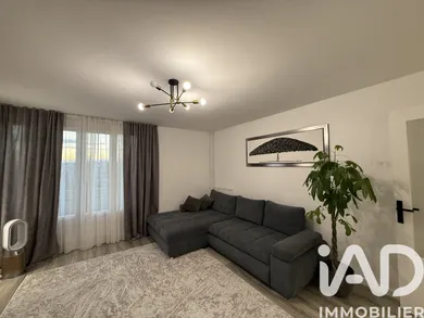Apartment in Rosny-sous-Bois (93110)