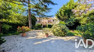 Apartment in Saint-Saturnin-lès-Avignon (84450)